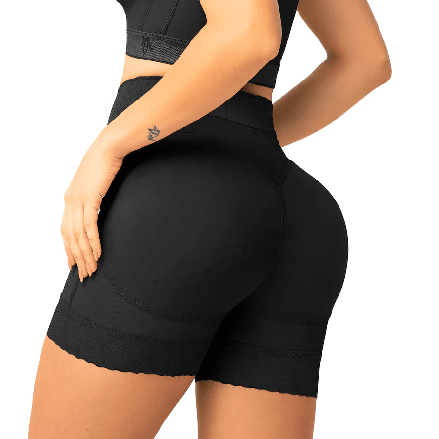 Short Levanta Cola
