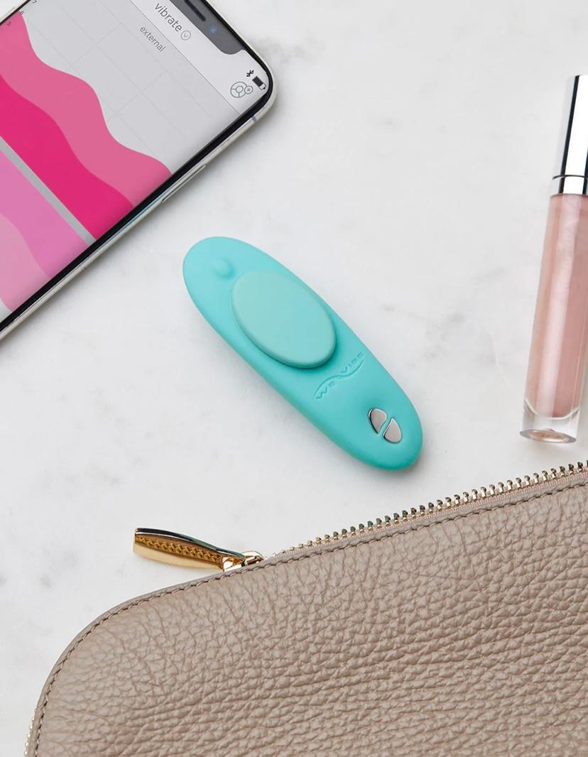 We Vibe Moxie Wearable Clitoral Vibrator