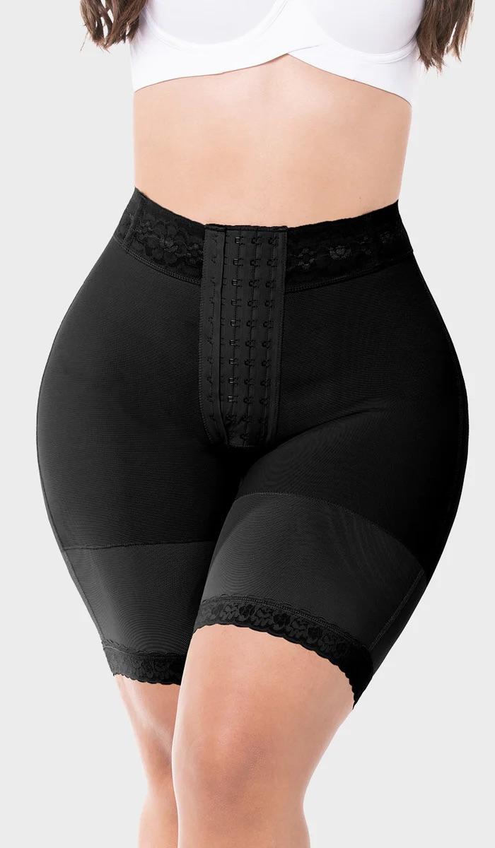 HOURGLASS TYPE SHORTS WITH CLIPS F00428