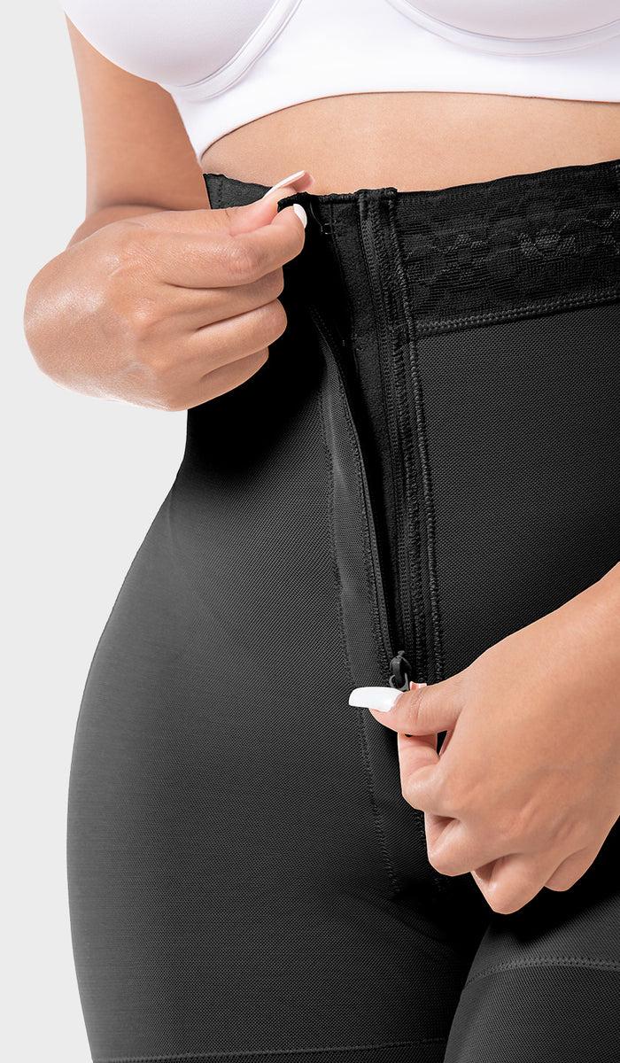 HOURGLASS TYPE SHORTS WITH ZIPPER